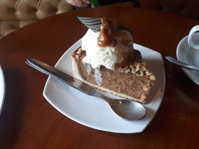 Bonova Cafe and Pub-5